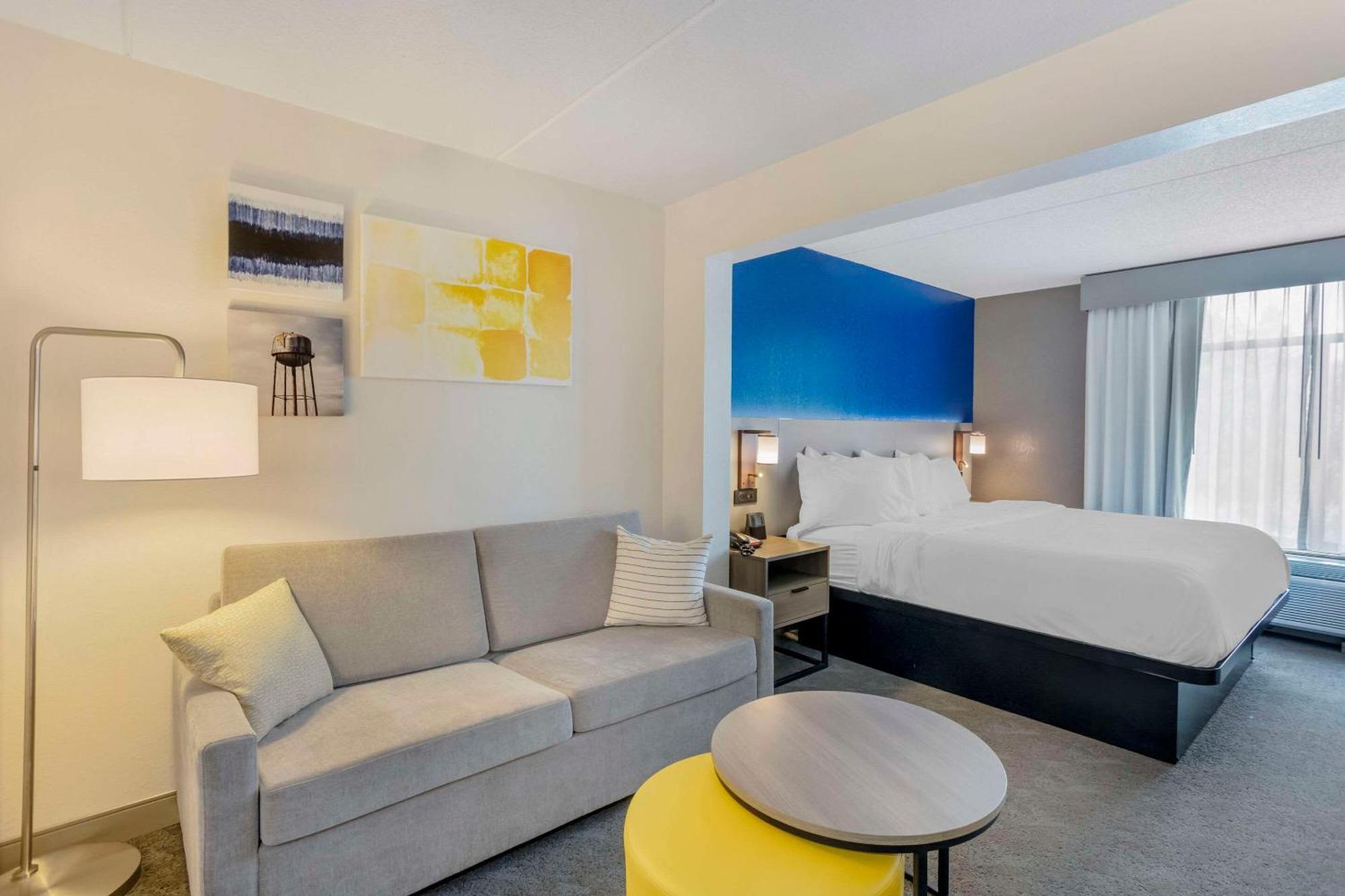 Comfort Inn & Suites Voorhees-Mt Laurel Экстерьер фото